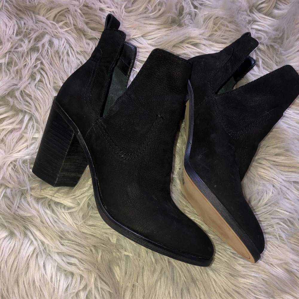 Dolce Vita booties